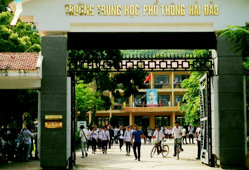 Quảng Ninh: Thí sinh đến đăng ký dự thi với tâm lý thoải mái, tự tin
