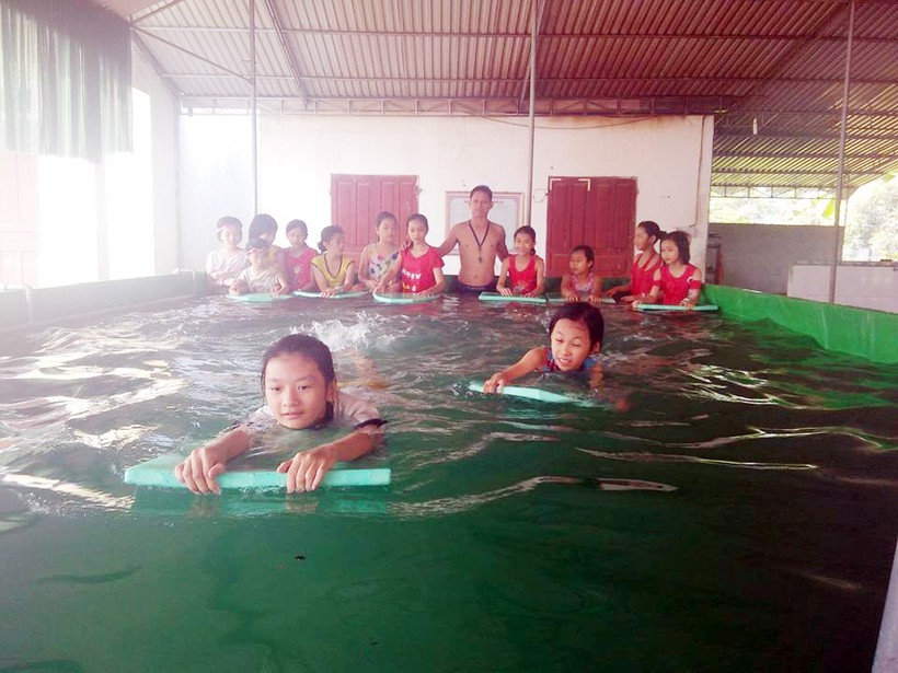 Nhân rộng mô hình bể bơi mini  cho học sinh