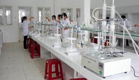 Các trường đại học trên thế giới đều chia sẻ phòng thí nghiệm và thiết bị của mình với các công ty.