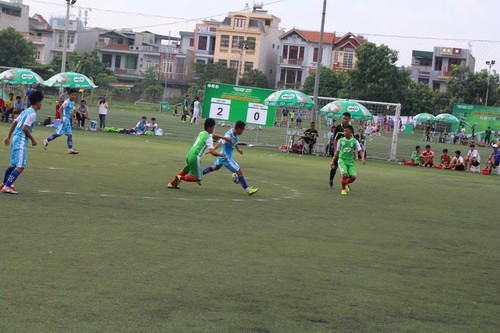  Trận đấu vòng tứ kết giữa 2 đội Đồng Nai – Đăk Lăk chiều ngày 18/7. Ảnh: Nguyễn Quỳnh

