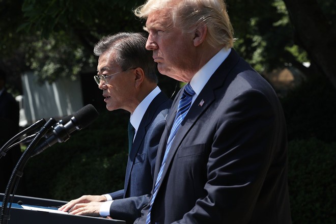 Triều Tiên thử bom nhiệt hạch, Tổng thống Mỹ bất ngờ chỉ trích đồng minh