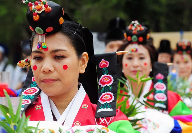 Lấy chồng Hàn Quốc  - Hạnh phúc  khi hòa nhập văn hóa