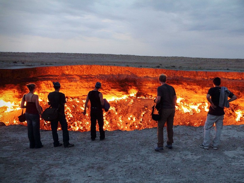 Ghé thăm “cổng địa ngục” Turkmenistan