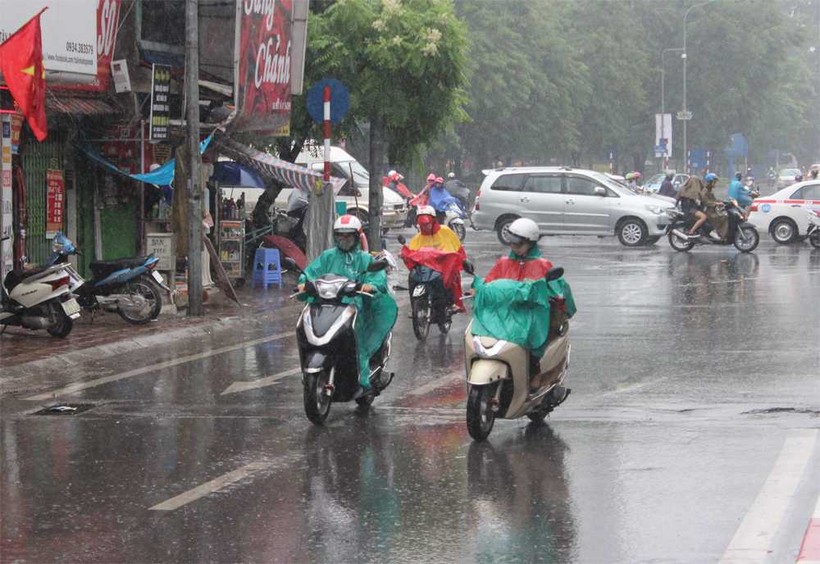 Dự báo thời tiết  ngày 7/10: Hà Nội và các vùng lân cận có mưa rải 