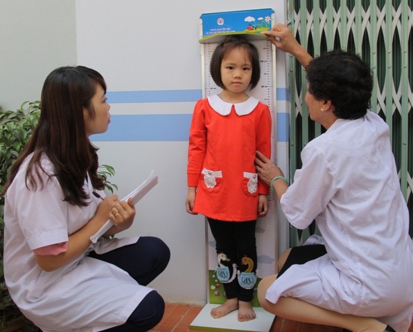 Tăng chiều cao người Việt:  Vẫn chỉ là… ước mơ