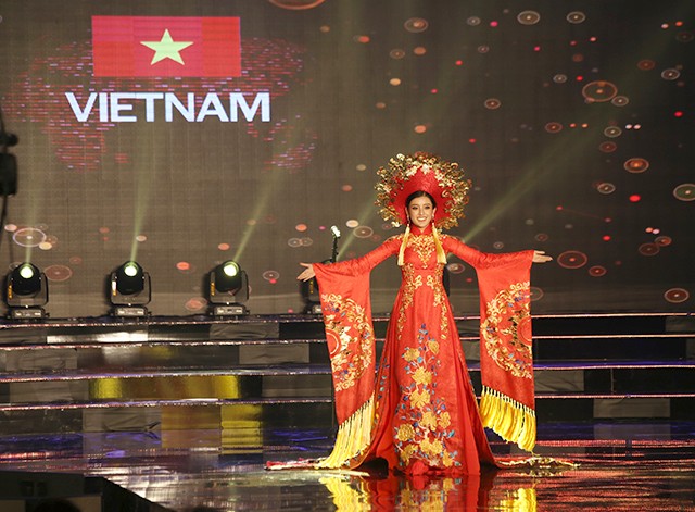Huyền My - thí sinh đại diện của Việt Nam