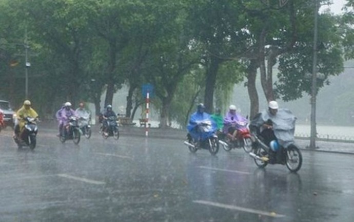 Dự báo thời tiết ngày 7/11: Mưa lớn diện rộng ở Trung Bộ, Hà Nội mưa có mưa rào