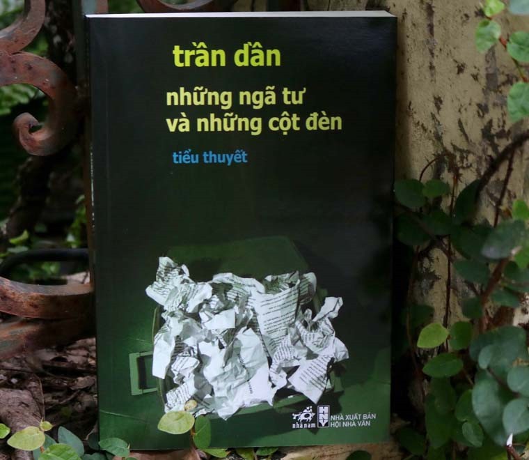 Tiểu thuyết “Những ngã tư và những cột đèn” của nhà thơ Trần Dần sẽ đến với bạn đọc Hàn Quốc vào năm 2018