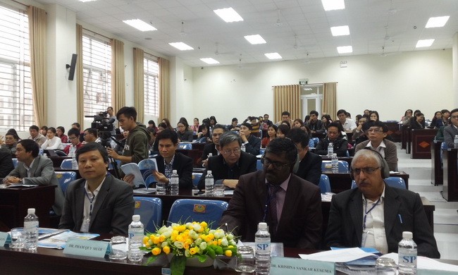 Hội thảo thu hút sự tham gia của hơn 100 nhà khoa học tham dự.