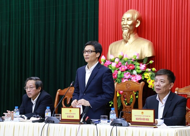  Phó Thủ tướng Chính phủ Vũ Đức Đam phát biểu chỉ đạo tại buổi làm việc với UBND tỉnh Quảng Bình.

