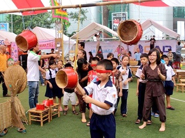 “Ngày hè cho em” tại Làng Văn hóa Du lịch  các dân tộc Việt Nam