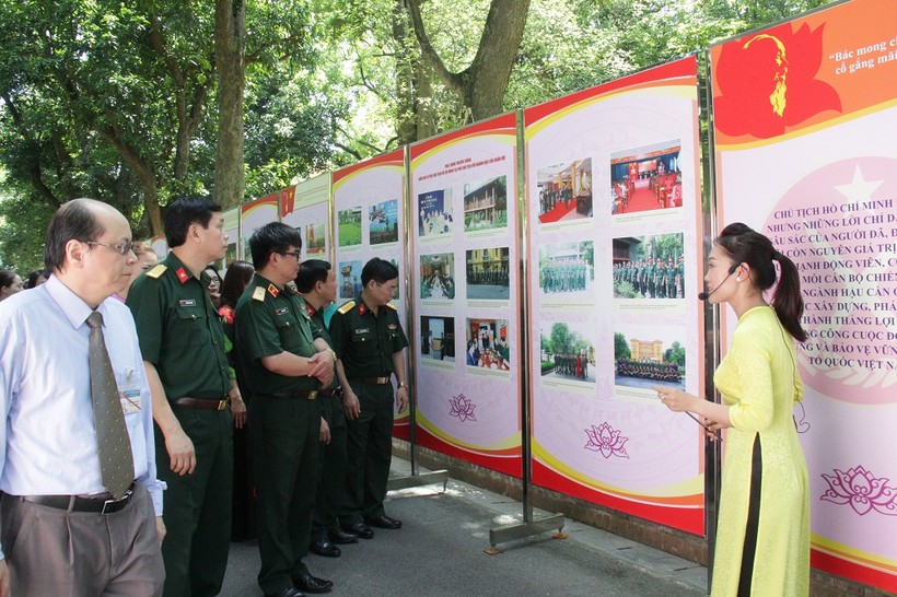 Hơn 160 tư liệu quý tại Triển lãm “Chủ tịch Hồ Chí Minh với ngành Hậu cần quân đội”