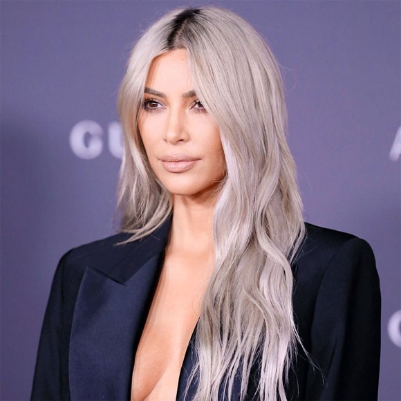Kim Kardashian mách chị em chế độ ăn giúp tóc khỏe đẹp