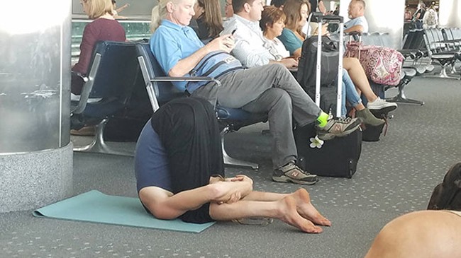 Băt gặp hình ảnh “khó đỡ” ở các sân bay trên thế giới