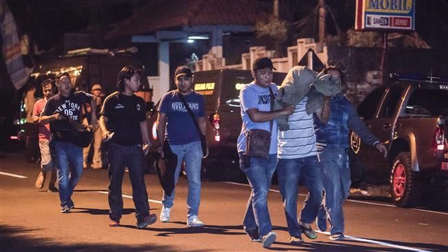 Cảnh sát Indonesia tiêu diệt 3 nghi phạm IS mang vũ trang