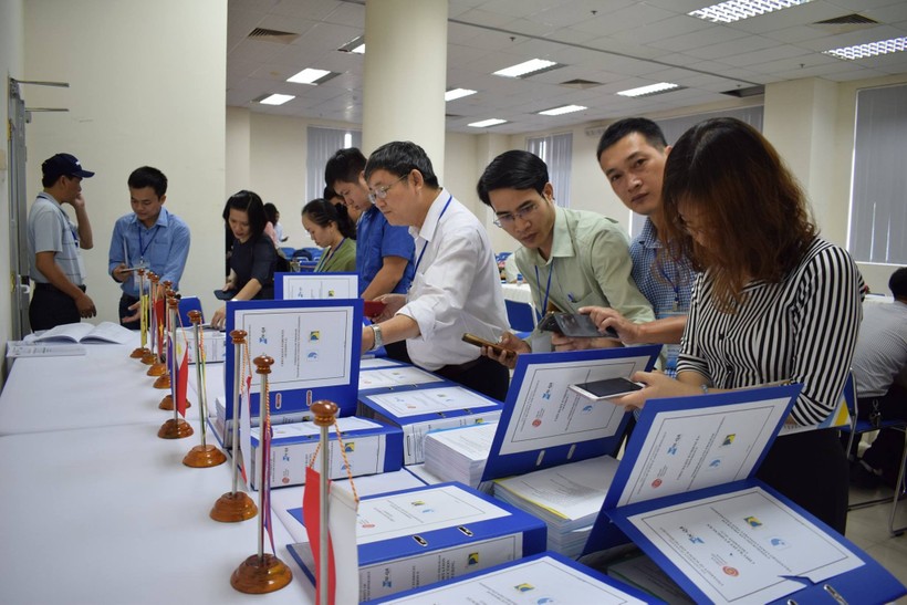 Mộ buổi training về tự đánh giá – đánh giá ngoài theo tiêu chuẩn bộ kiểm định AUN – QA do trường ĐH Bách khoa, ĐH Đà Nẵng tổ chức.

