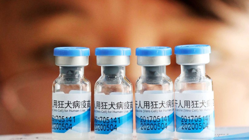 Trung Quốc: Hàng trăm nghìn lọ vắc-xin giả cung cấp cho trẻ em gây phẫn nộ dư luận