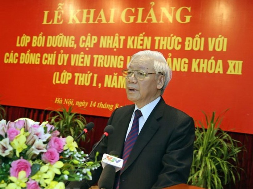 Tổng Bí thư Nguyễn Phú Trọng phát biểu tại lễ khai giảng lớp học