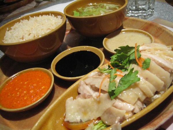 Vòng quanh châu Á, thưởng thức món ăn đặc sắc từ gà
