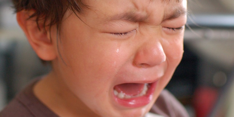 Chuyên gia tâm lý chỉ ra 10 lợi ích bất ngờ khi trẻ con khóc lóc