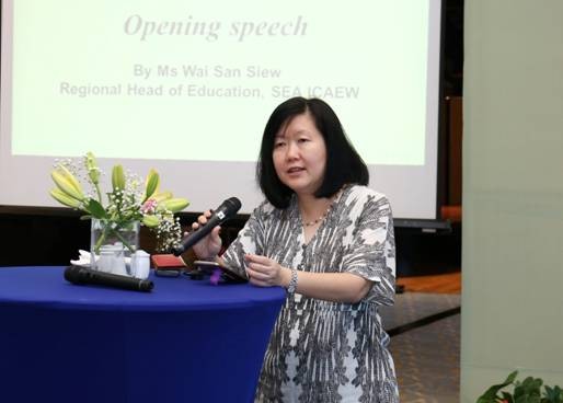 Bà Wai San Siew – Giám đốc đào tạo khu vực Đông Nam Á, ICAEW phát biểu mở đầu cuộc hội thảo