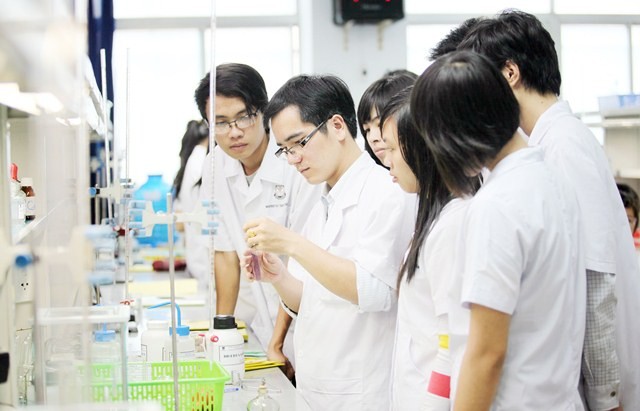 Nghiên cứu khoa học tại Đại học Quốc gia Hà Nội