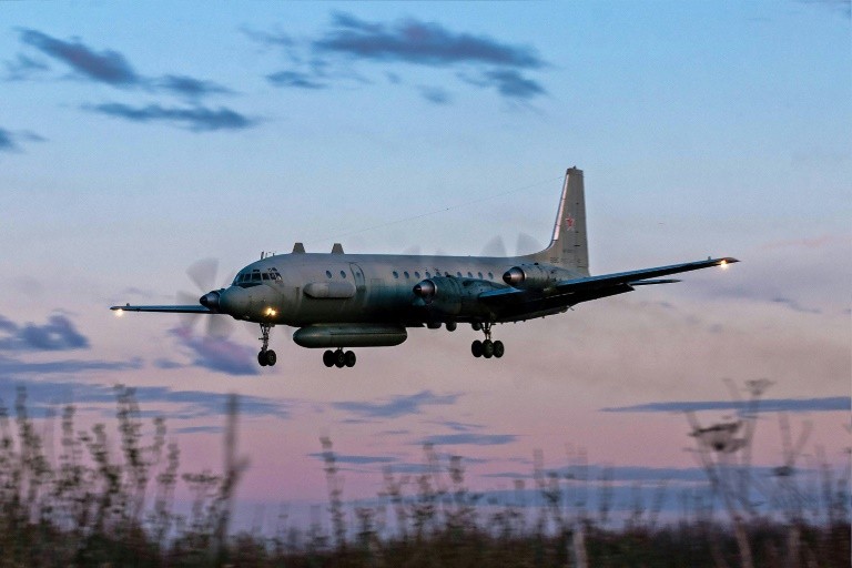 Máy bay trinh sát Il-20 trên bầu trời Syria