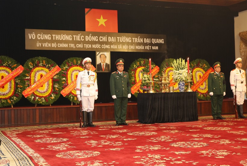 Lễ viếng Chủ tịch nước Trần Đại Quang được tổ chức trọng thể tại Hội trường Thống nhất (TPHCM). Ảnh: VGP/Mạnh Hùng