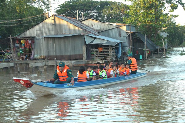 Hơn 5 nghìn học sinh bị ảnh hưởng bởi lũ trên sông Cửu Long