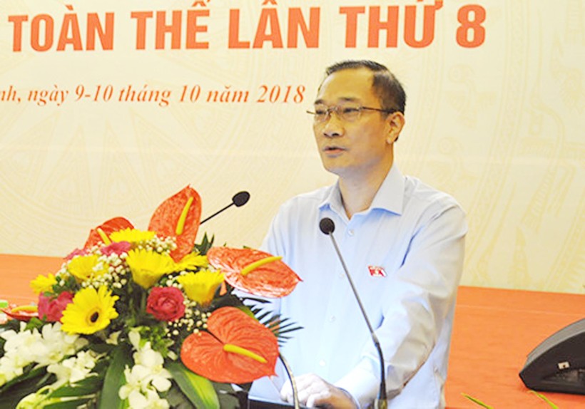 Chủ nhiệm Ủy ban Kinh tế Vũ Hồng Thanh phát biểu điều hành phiên họp (Ảnh: Báo Đại biểu nhân dân)
