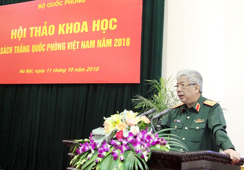 Thượng tướng Nguyễn Chí Vịnh phát biểu tại hội thảo. Ảnh: Bộ Quốc phòng