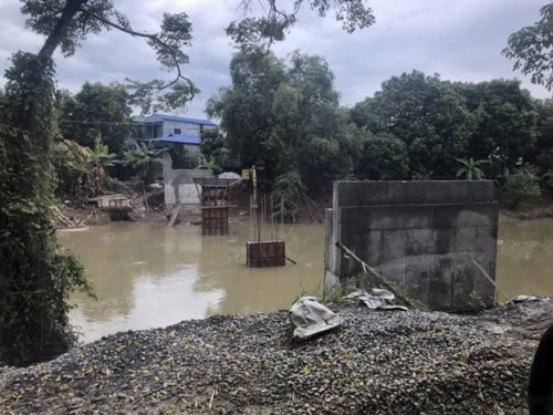 Xây cầu không phép qua sông Ngoại Độ (Ứng Hòa, Hà Nội): UBND huyện vào cuộc xác minh thông tin