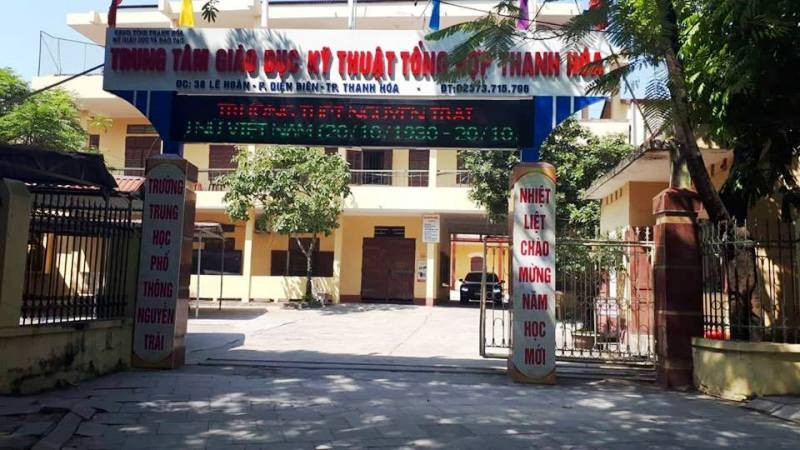 Trường THPT Nguyễn Trãi- nơi xảy ra vụ việc.