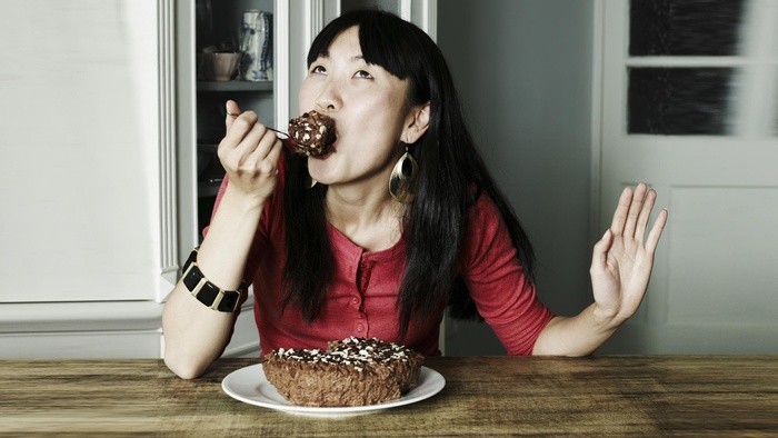 Điều gì xảy ra với cơ thể khi bạn ăn nhiều đường?