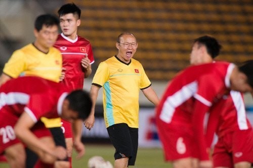 Muốn vô địch AFF Cup, Việt Nam phải thắng Malaysia!