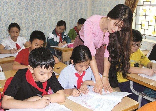 Một tiết học của cô và trò Trường Tiểu học Đinh Tiên Hoàng (TP Việt Trì - Phú Thọ)