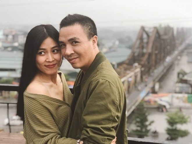 Bất chấp chồng xin lỗi, BTV Nguyễn Hoàng Linh “hành động lạ” trên Facebook