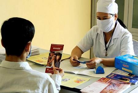 Bảo hiểm y tế đối với người nhiễm HIV