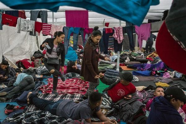 Cảnh tạm bợ của những người di cư Trung Mỹ