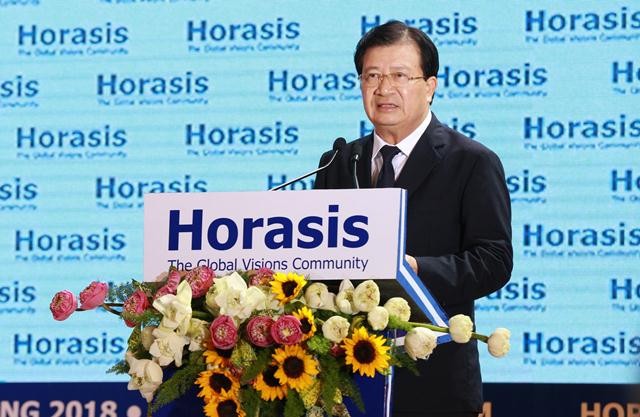 Phó Thủ tướng Trịnh Đình Dũng phát biểu tại Diễn đàn