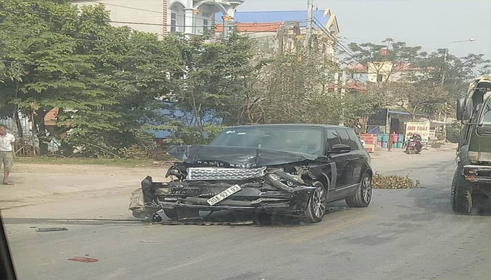 Tài xế ô tô tông chết hiệu trưởng trường tiểu học ở Thái Nguyên rồi bỏ chạy