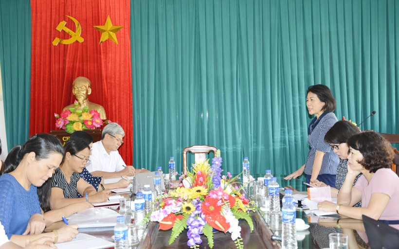 Đoàn công tác của Bộ GD&ĐT do bà Nguyễn Thị Hiếu, Phó Vụ trưởng Vụ GD MN làm trưởng đoàn đã đi kiểm tra việc dạy trẻ khuyết tật tại Trường MN B Trực Đại