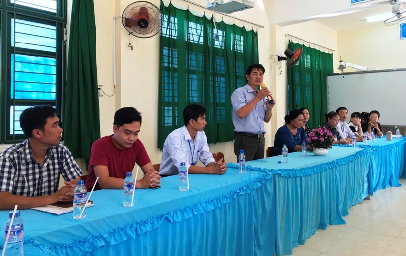 Buổi xin lỗi công khai được tổ chức tại Trường THCS Trần Huỳnh, TP Bạc Liêu (tỉnh Bạc Liêu) vào chiều ngày 5/12