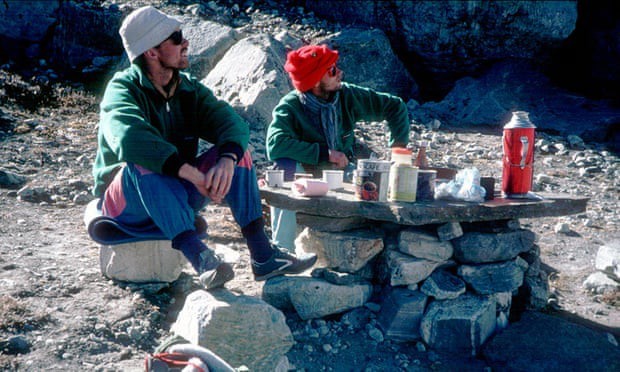 Bất ngờ tìm thấy thi thể của 2 người leo núi mất tích 30 năm trước ở Himalaya