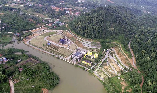 Vụ “xẻ thịt” rừng Sóc Sơn: TP Hà Nội cho phép huyện cưỡng chế 18 công trình