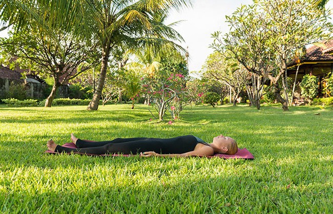 Các tư thế tập yoga giúp giảm stress và ngăn ngừa lão hóa
