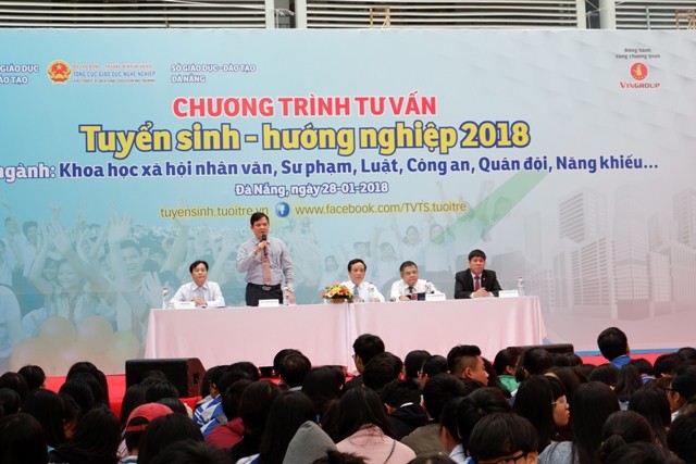  Chương trình tư vấn tuyển sinh – hướng nghiệp 2018 thu hút sự tham gia của đông đảo HS đến từ Đà Nẵng và Quảng Nam