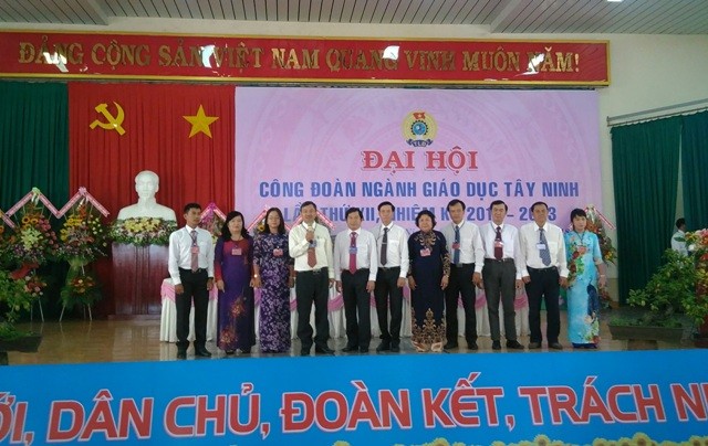 Ban chấp hành CĐ ngành GD Tây Ninh- nhiệm kỳ 2018-2023 ra mắt Đại hội.