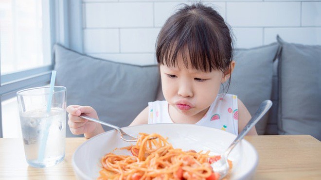 6 dấu hiệu cho thấy con bạn đang bị thiếu hụt chất dinh dưỡng