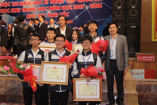 Dự án đã đạt giải Nhất cuộc thi KHKT học sinh trung học quốc gia 2018 và được chọn dự thi quốc tế.